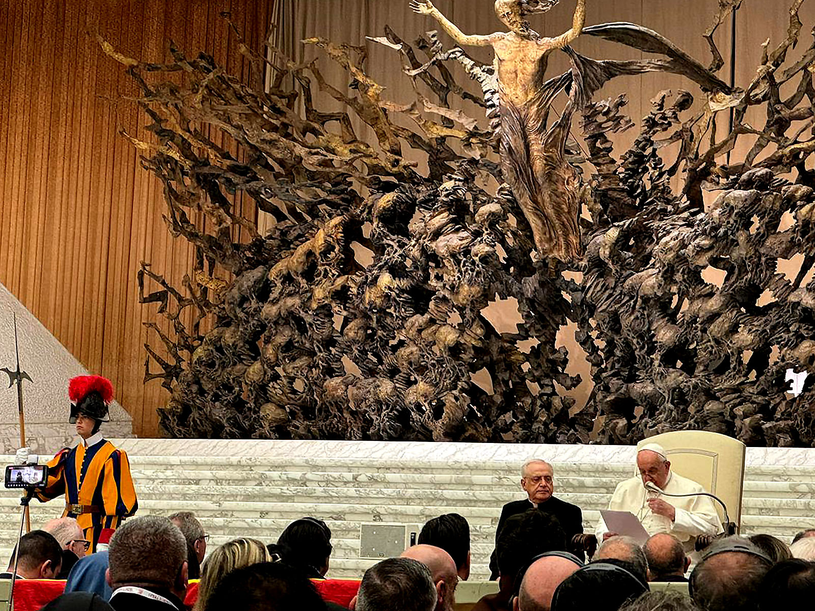 Papa Francesco ha incontrato i partecipantidell Collegamento Nazionale Santuari: 57a Assemblea Nazionale e II Incontro Internazionale Rettori Santuari