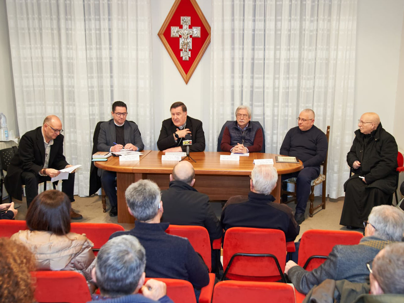Incontro di formazione con gli Operatori Pastorali e i Giornalisti su: Intelligenza Artificiale e sapienza del cuore: per una comunicazione pienamente umana
