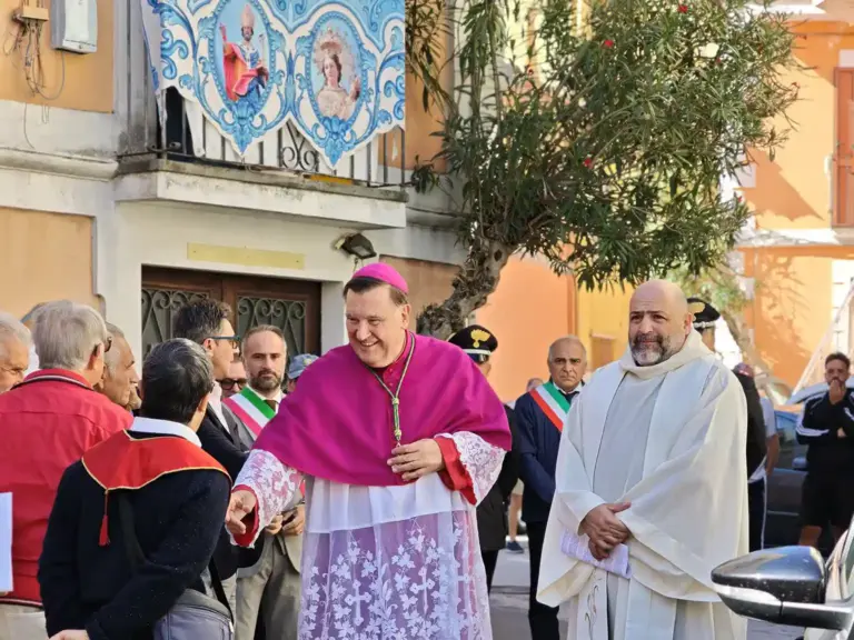 Foto per articolo "Mons. Maniago nella Presila: «Dall’Eucaristia nasce una comunità capace di comunione»" del 6 ottobre 2026
